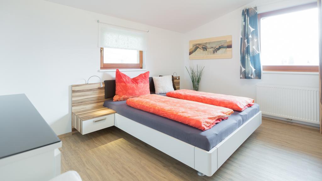 Merlin Lienz Habitación foto